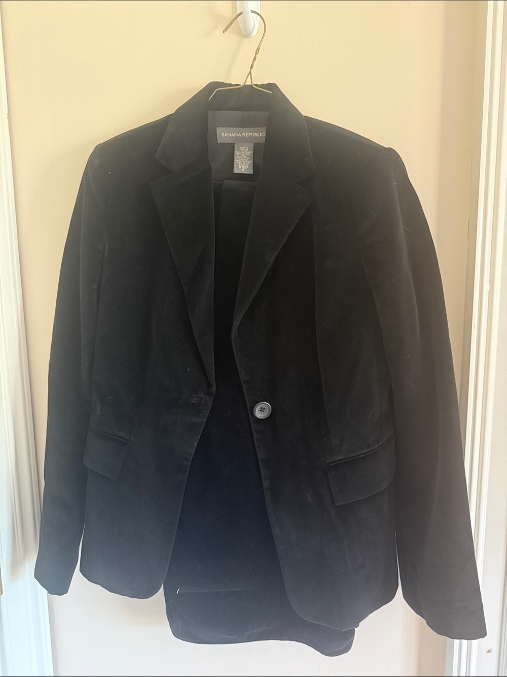 Banana Republic Black Velvet Single-Button Blazer Jacket and Pants 2 Piece Set